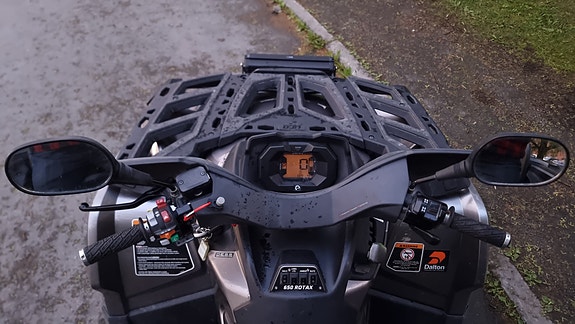 Can-Am Outlander 650 max XT 17 of 30