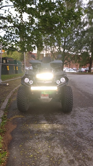 Can-Am Outlander 650 max XT 23 of 30
