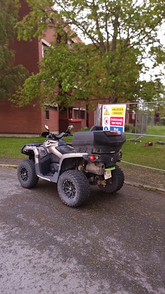 Can-Am Outlander 650 max XT 7 of 30