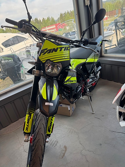 Fantic 125 performance 4 of 5
