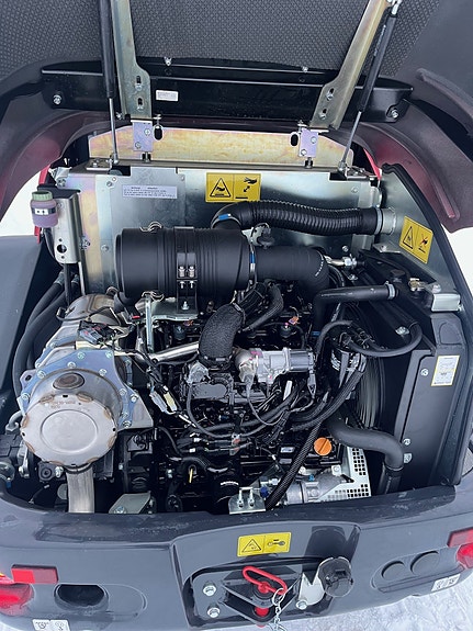 Yanmar V7 11 of 15