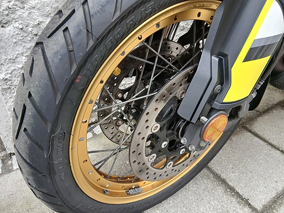 Suzuki DL 1000 V-Strom 5 of 5