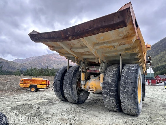 Komatsu 2001 Komatsu HD 785-5 Tipptruck - 91 tonns lastekapasitet - Registrert med sorte skilter - 5 of 30