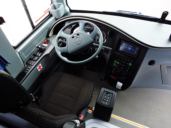 Isuzu Grand Toro 8,5m 35+1+1 sitteplasser (forbredt for ettermontering av HC heis) 5 of 7
