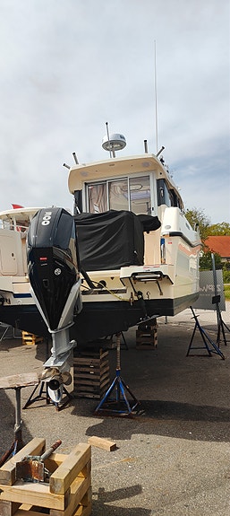 QUICKSILVER 905 PILOTHOUSE 14 of 14