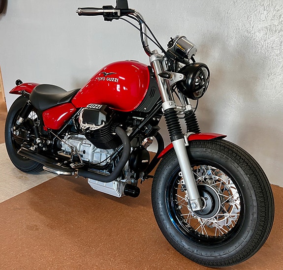 Moto Guzzi CALIFORNIA Bobber bygg 2 of 30