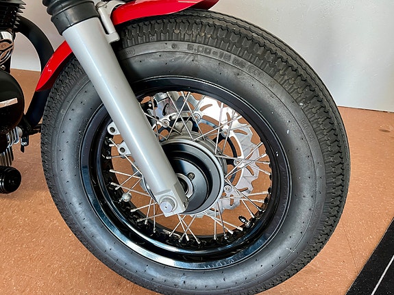 Moto Guzzi CALIFORNIA Bobber bygg 28 of 30