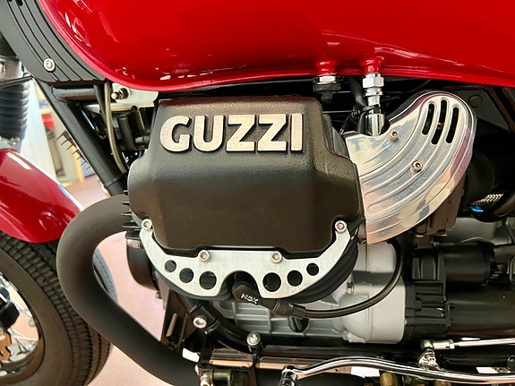 Moto Guzzi CALIFORNIA Bobber bygg 18 of 30
