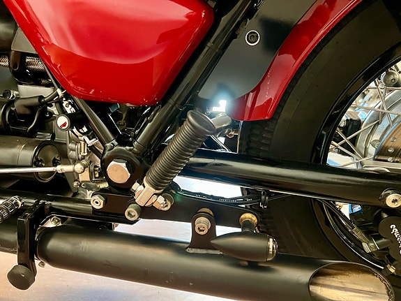 Moto Guzzi CALIFORNIA Bobber bygg 15 of 30