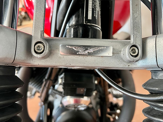 Moto Guzzi CALIFORNIA Bobber bygg 30 of 30