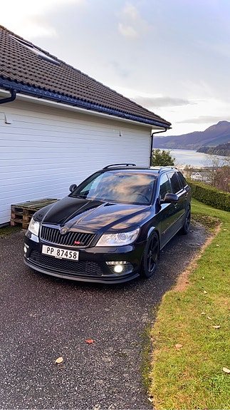 Skoda Octavia RS 3 of 5