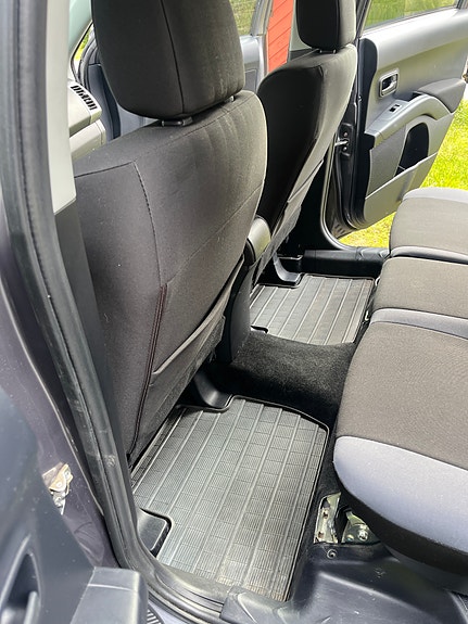 Mitsubishi Outlander 13 of 30