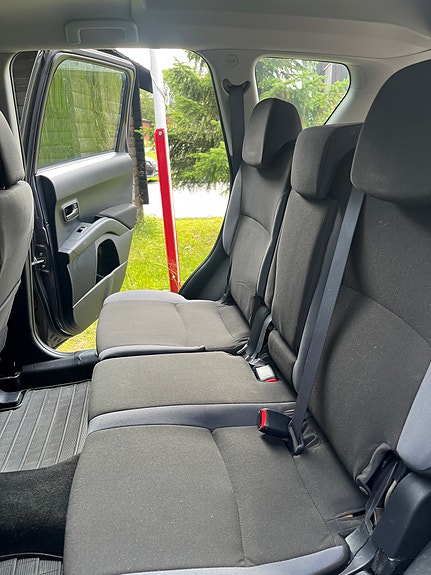 Mitsubishi Outlander 15 of 30