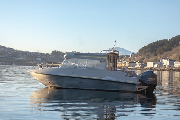 Buster XXL Cabin - Yamaha F150XL - Pilothouse 9 of 30