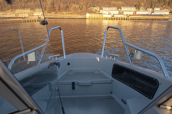 Buster XXL Cabin - Yamaha F150XL - Pilothouse 30 of 30