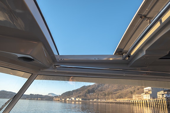 Buster XXL Cabin - Yamaha F150XL - Pilothouse 24 of 30