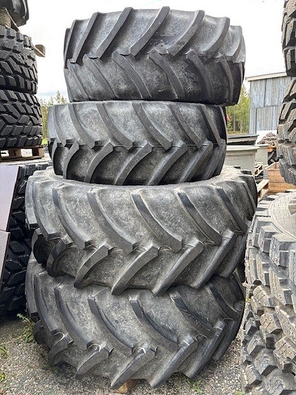 Mitas AC65 600/65R34 og 480/65R24 med felg, kr 72 000,-