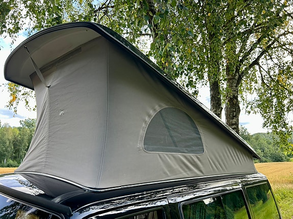 Volkswagen California 11 of 30