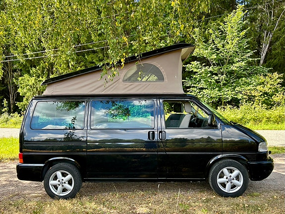 Volkswagen California 2 of 30