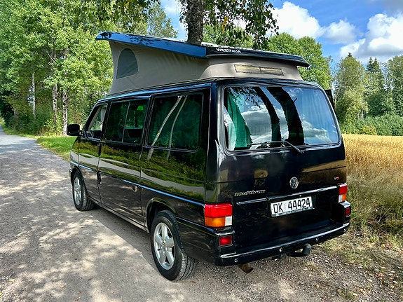 Volkswagen California 9 of 30