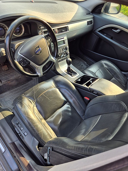 Volvo V70 9 of 11