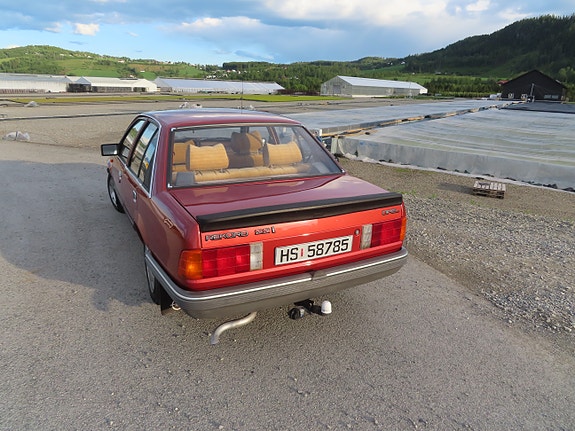 Opel Rekord 8 of 30