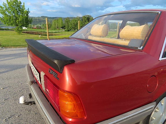 Opel Rekord 12 of 30