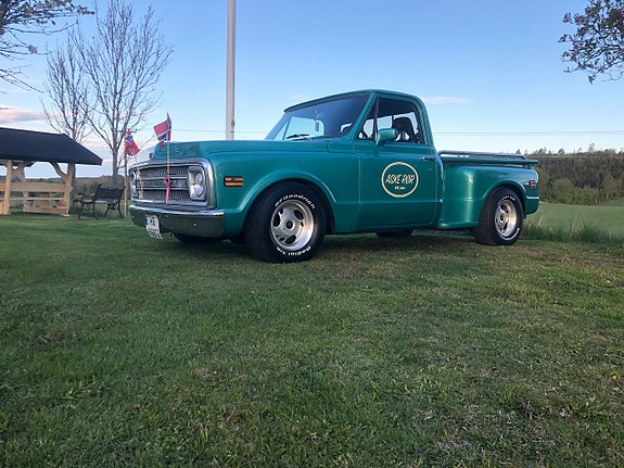 Chevrolet C10 15 of 30