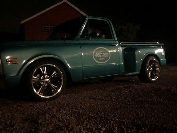Chevrolet C10 18 of 30