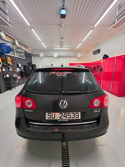 Volkswagen Passat 20 of 20