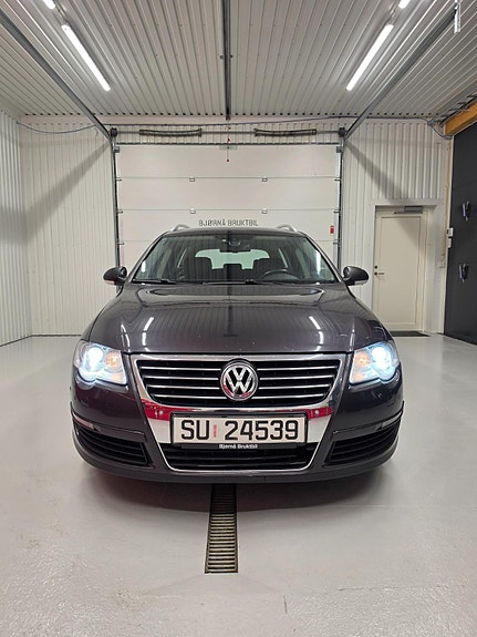 Volkswagen Passat 7 of 20