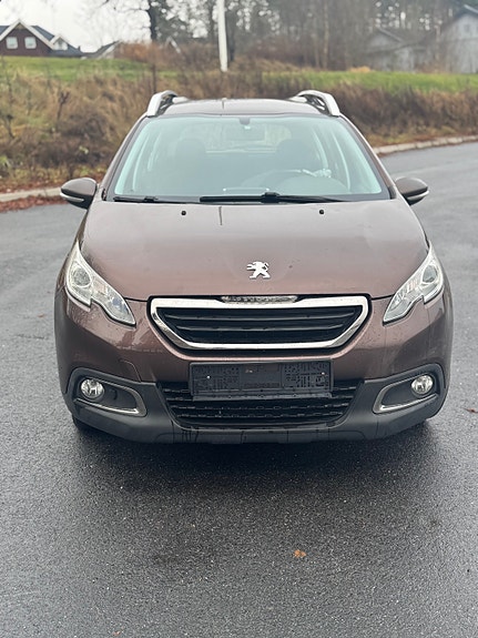 Peugeot 2008 2 of 17