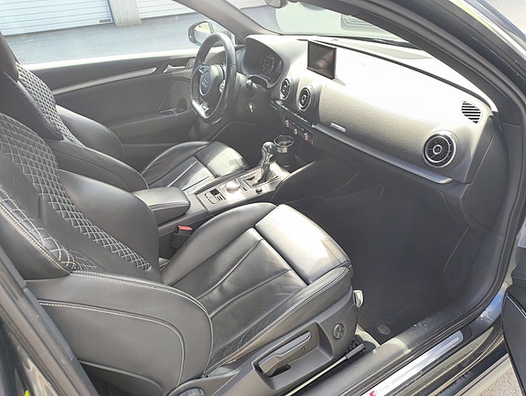 Audi A3 14 of 18