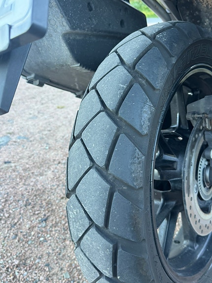 Suzuki DL 1000 V-Strom 8 of 11