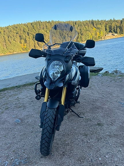 Suzuki DL 1000 V-Strom 3 of 11