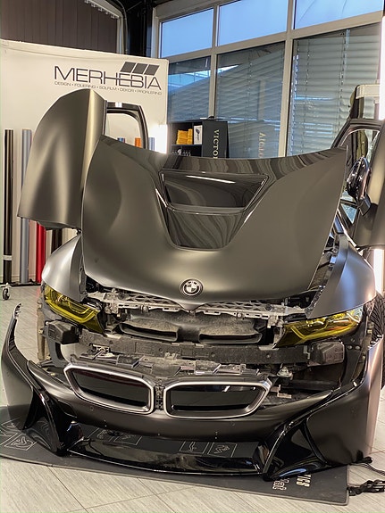 BMW i8 7 of 7