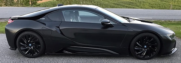 BMW i8 6 of 7