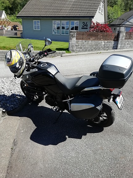 Suzuki DL 1000 V-Strom 4 of 5