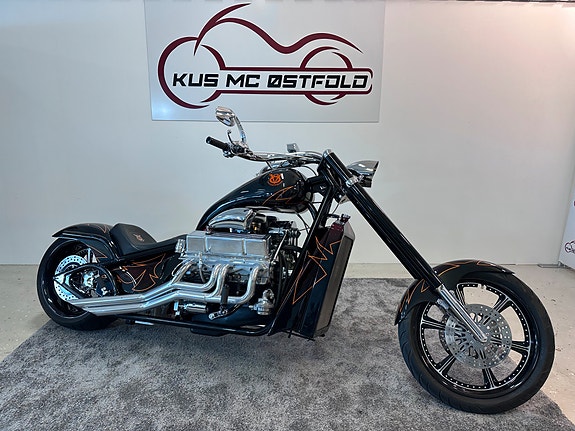 V8 Choppers 5.7 V8 301hk * AUTOMAT *