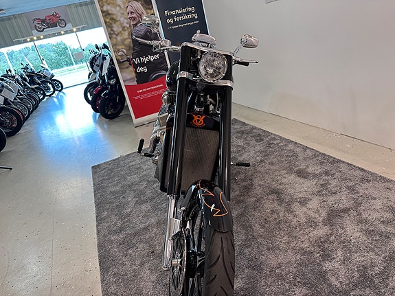 V8 Choppers 5.7 V8 301hk * AUTOMAT * 8 of 30