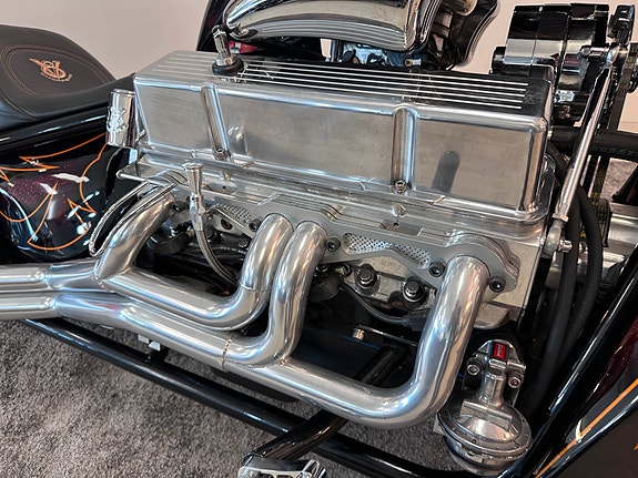 V8 Choppers 5.7 V8 301hk * AUTOMAT * 24 of 30