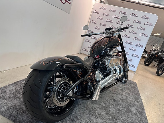V8 Choppers 5.7 V8 301hk * AUTOMAT * 13 of 30