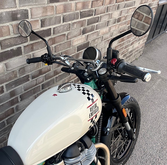 Royal Enfield Bear 650 5 of 5