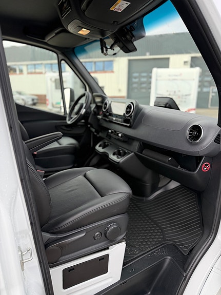 Mercedes-Benz THEAULT AERO  MB SPRINTER 417 PRO  4,5t 9 of 11
