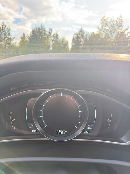 Volvo V40 16 of 25