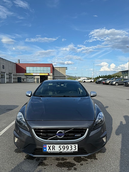 Volvo V40 7 of 25