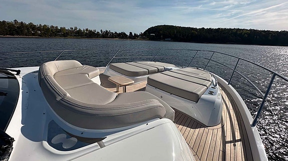 2024 Princess F65 med bimini 5 of 20