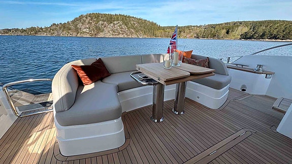 2024 Princess F65 med bimini 3 of 20