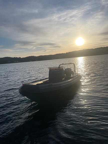 Ballistic 650 med 200 HO Evinrude 3 of 5