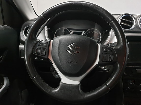 Suzuki Vitara 29 of 30